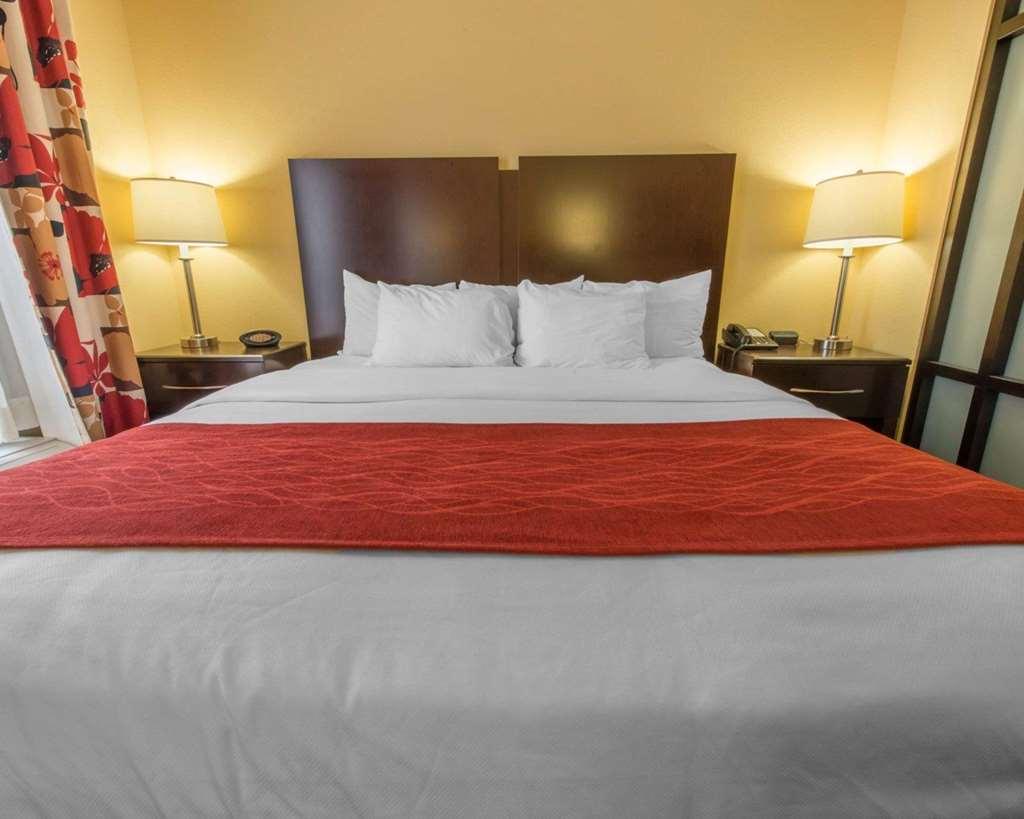 Comfort Suites Altoona Habitación foto