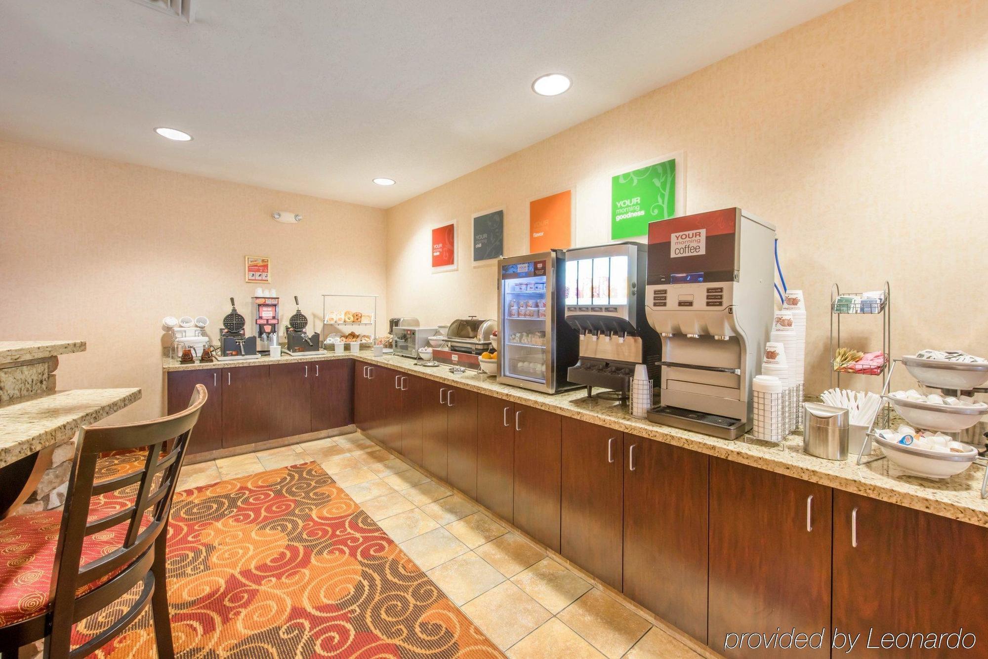 Comfort Suites Altoona Exterior foto